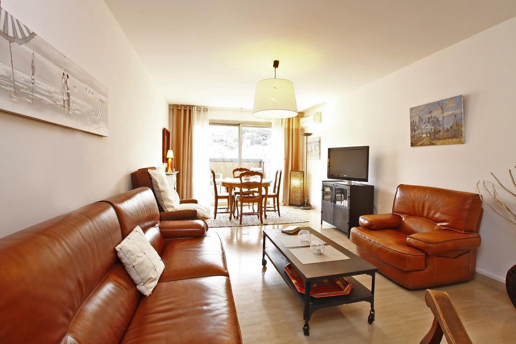 Appartement 6 Personnes Avec Terrasse Le Port Nizza Szoba fotó