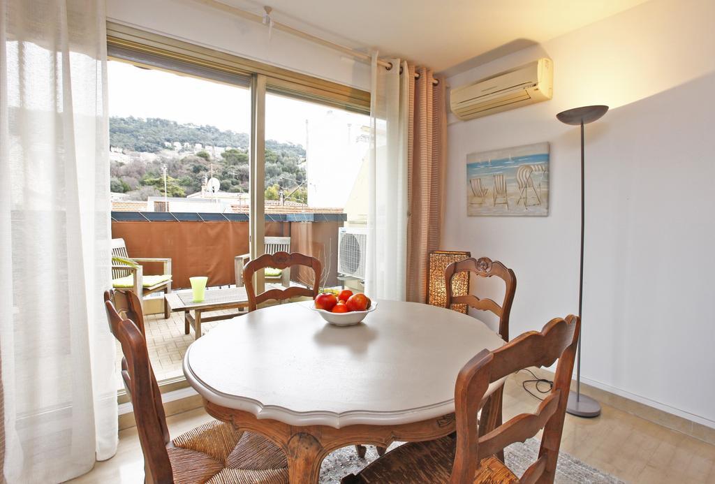 Appartement 6 Personnes Avec Terrasse Le Port Nizza Szoba fotó