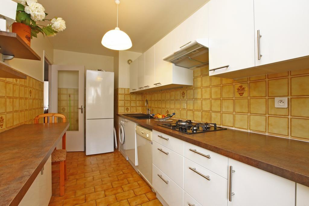 Appartement 6 Personnes Avec Terrasse Le Port Nizza Szoba fotó