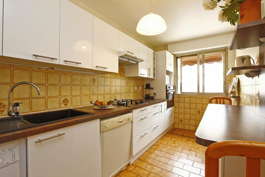 Appartement 6 Personnes Avec Terrasse Le Port Nizza Szoba fotó