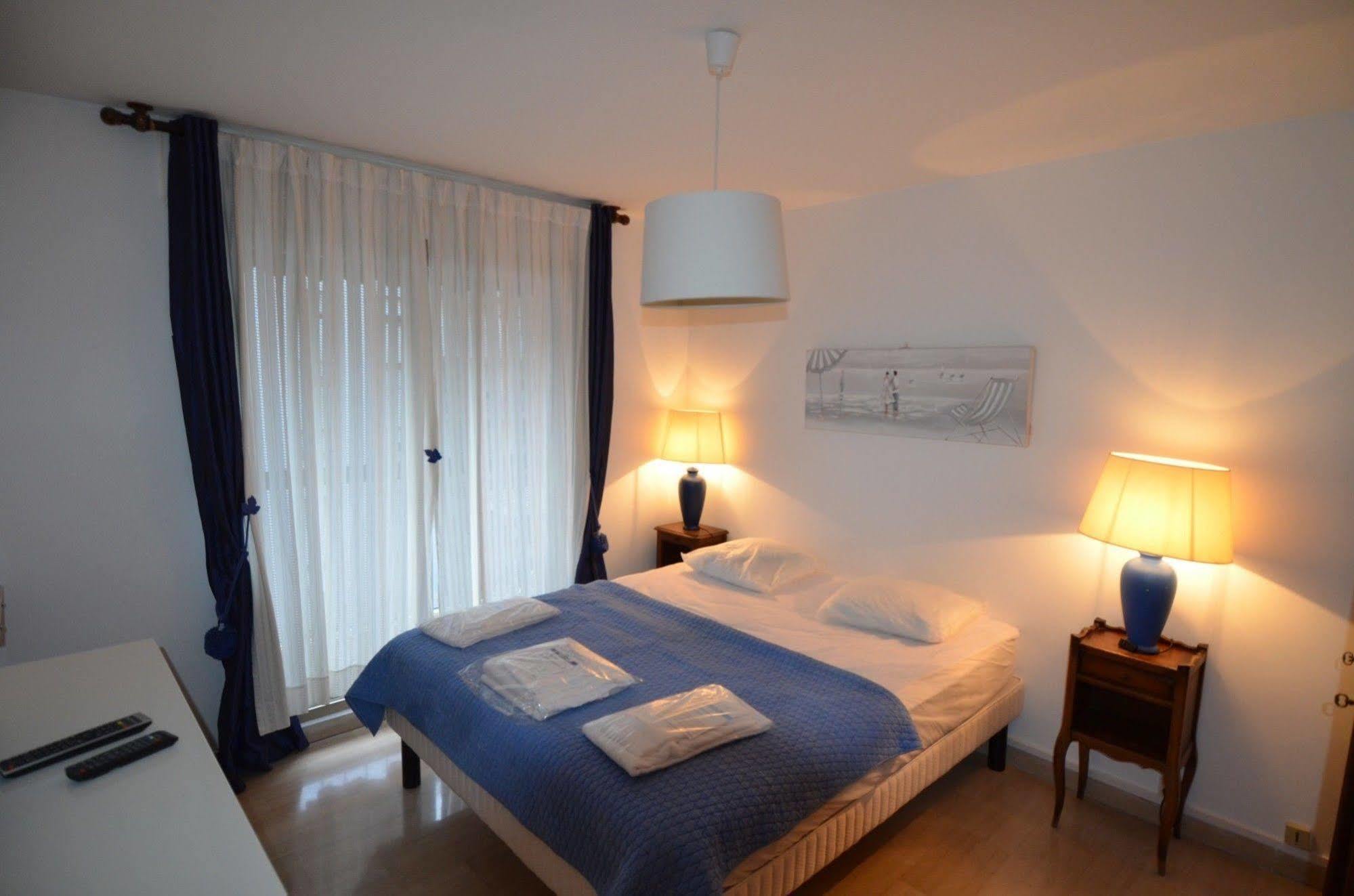 Appartement 6 Personnes Avec Terrasse Le Port Nizza Kültér fotó